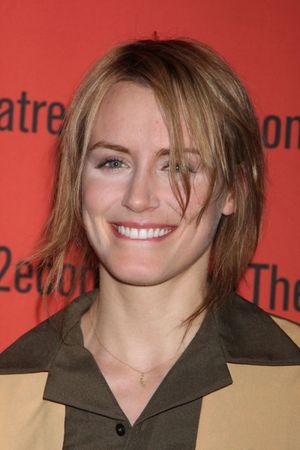 Taylor Schilling Photo