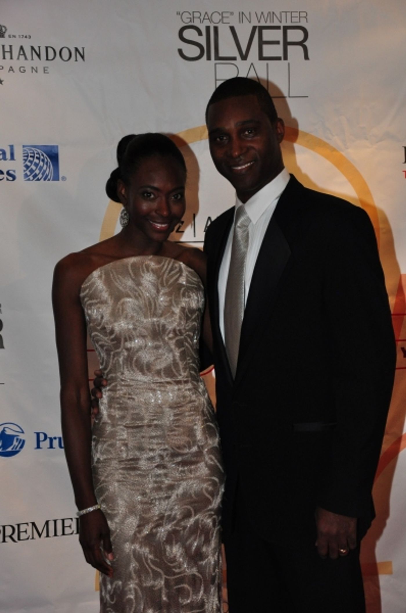 Photo Coverage: Jennifer Holliday, Anika Noni Rose et al. Celebrate 'Evidence' Photo Coverage: Jennifer Holliday, Anika Noni Rose et al. Celebrate 'Evidence' Image