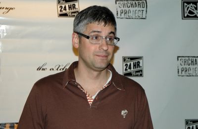 Mo Rocca Photo