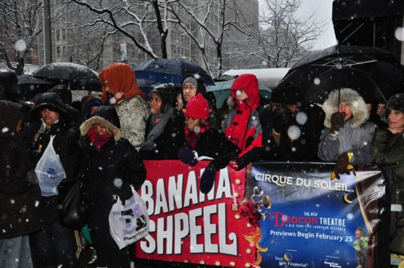 Photo Coverage: Beacon Theatre Welcomes Cirque Du Soleil's BANANA SHPEEL  Image