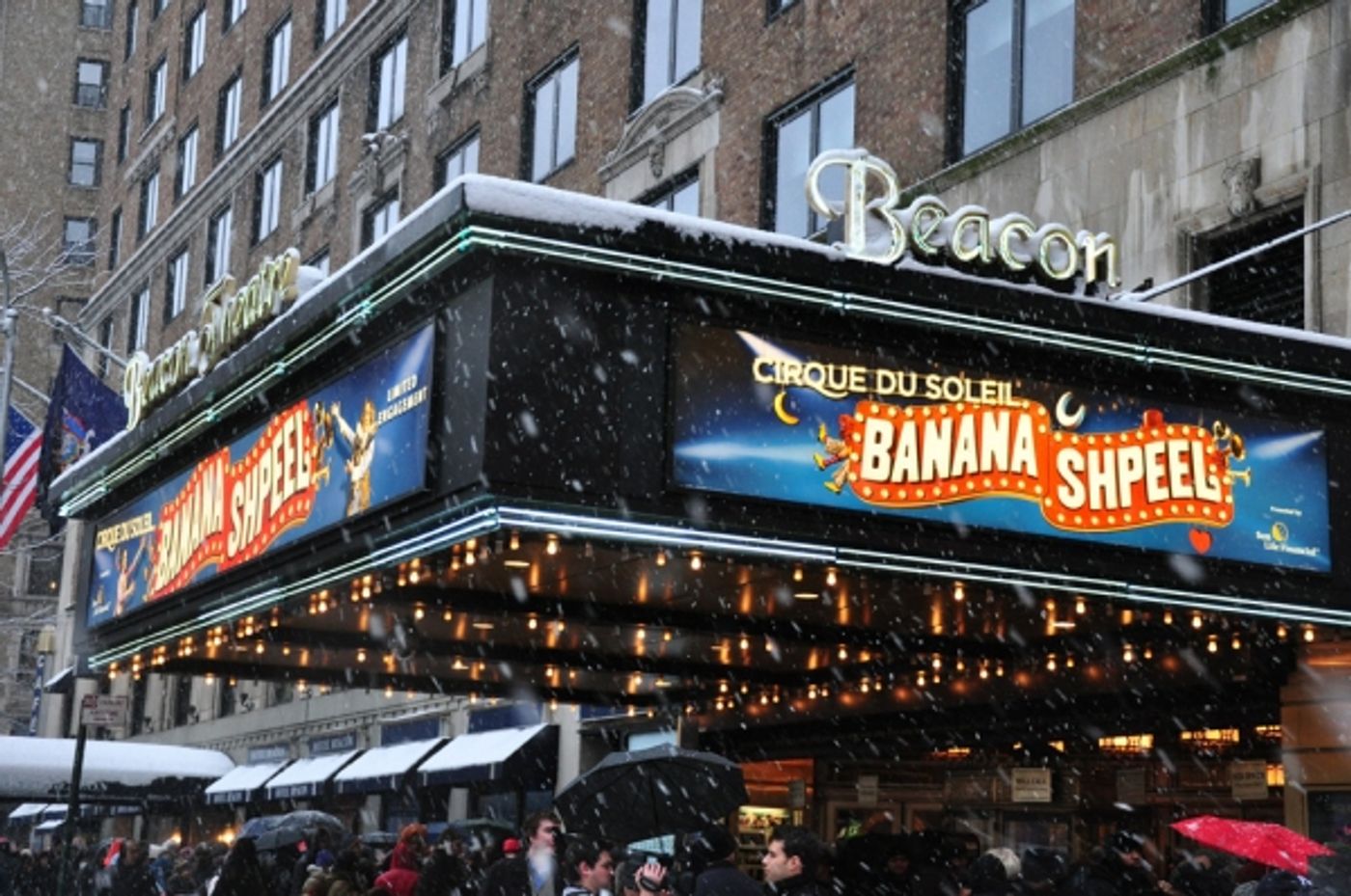 Photo Coverage: Beacon Theatre Welcomes Cirque Du Soleil's BANANA SHPEEL  Image