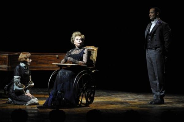Photo Flash: Scacchi and Caron Star in Paris' Theatre du Chatele's A LITTLE NIGHT MUSIC  Image