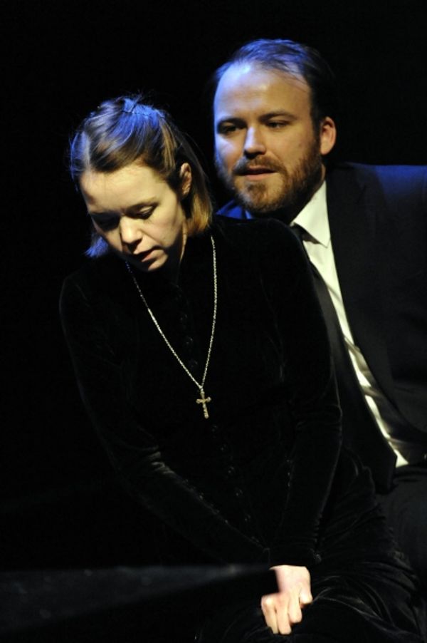 Anna Maxwell Martin and Rory Kinnear Photo