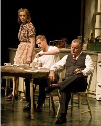 Photo Flash: Sheen, Conroy and Geraghty in THE SUBJECT WAS ROSES at the Mark Taper Forum  Image