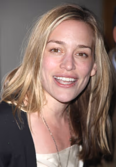 Piper Perabo Photo