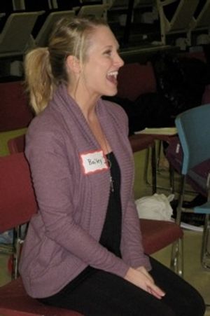 Bailey Hanks teaches children at LEGALLY BLONDE Workshop Photo