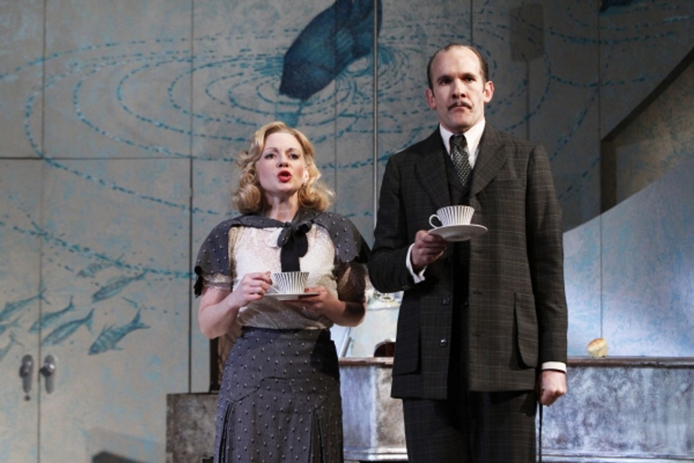 Photo Flash: Cattrall And Macfadyen Star In PRIVATE LIVES  Image