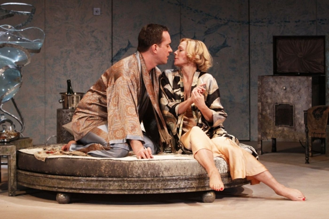Photo Flash: Cattrall And Macfadyen Star In PRIVATE LIVES  Image