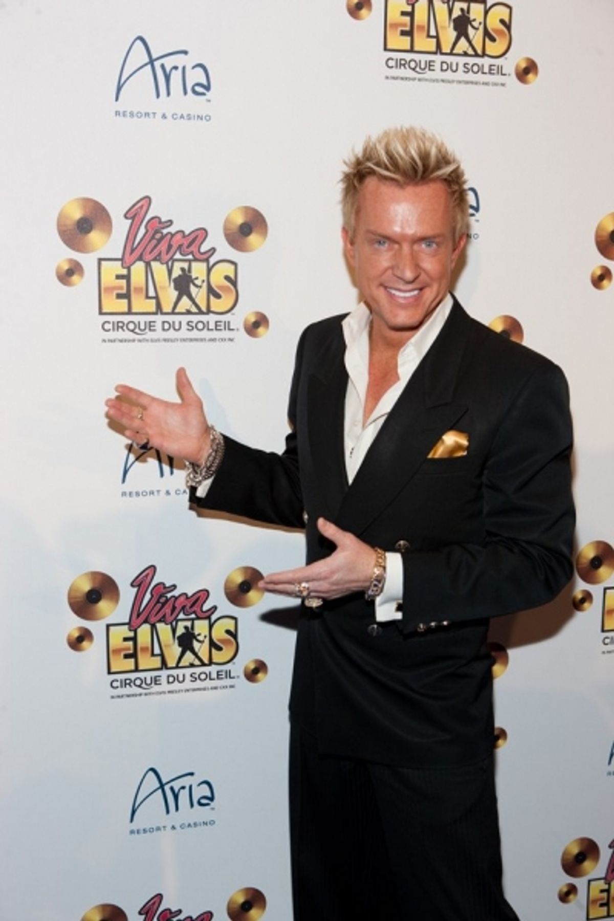 Chris Phillips of Zowie Bowie  at 