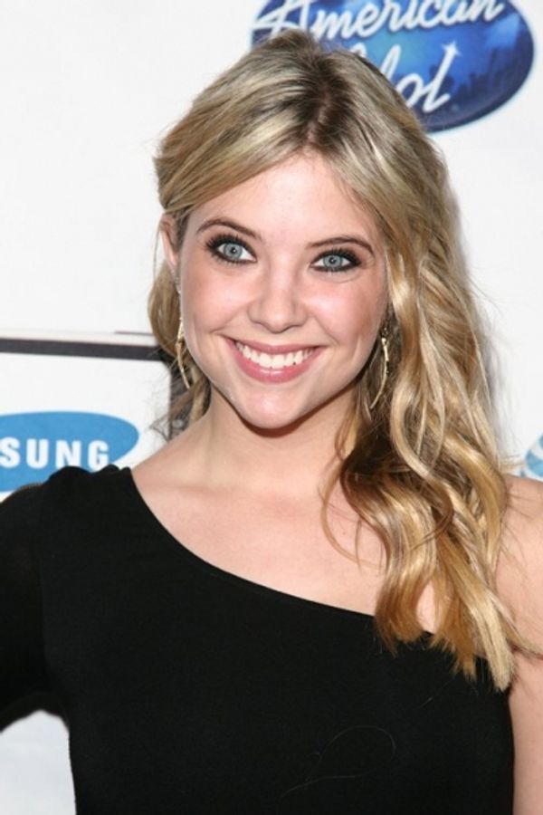 Ashley Benson  Photo