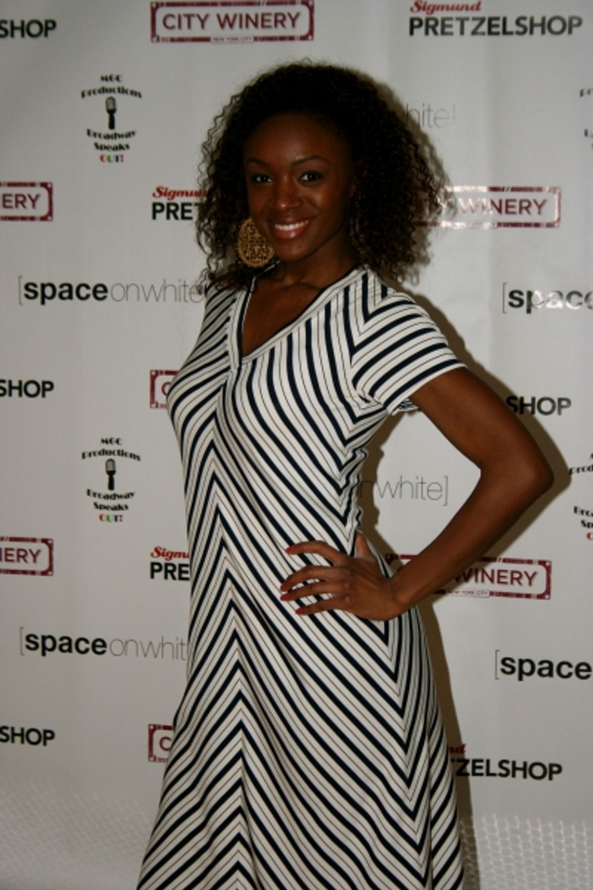 Saycon Sengbloh at 