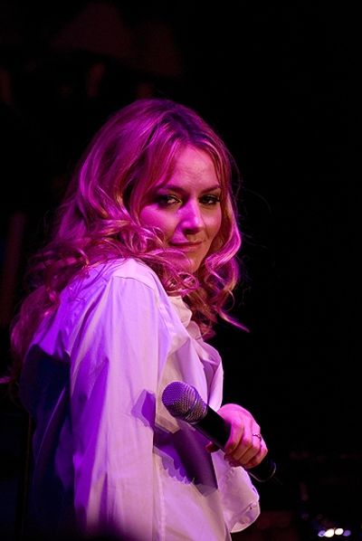 Becki Newton Photo