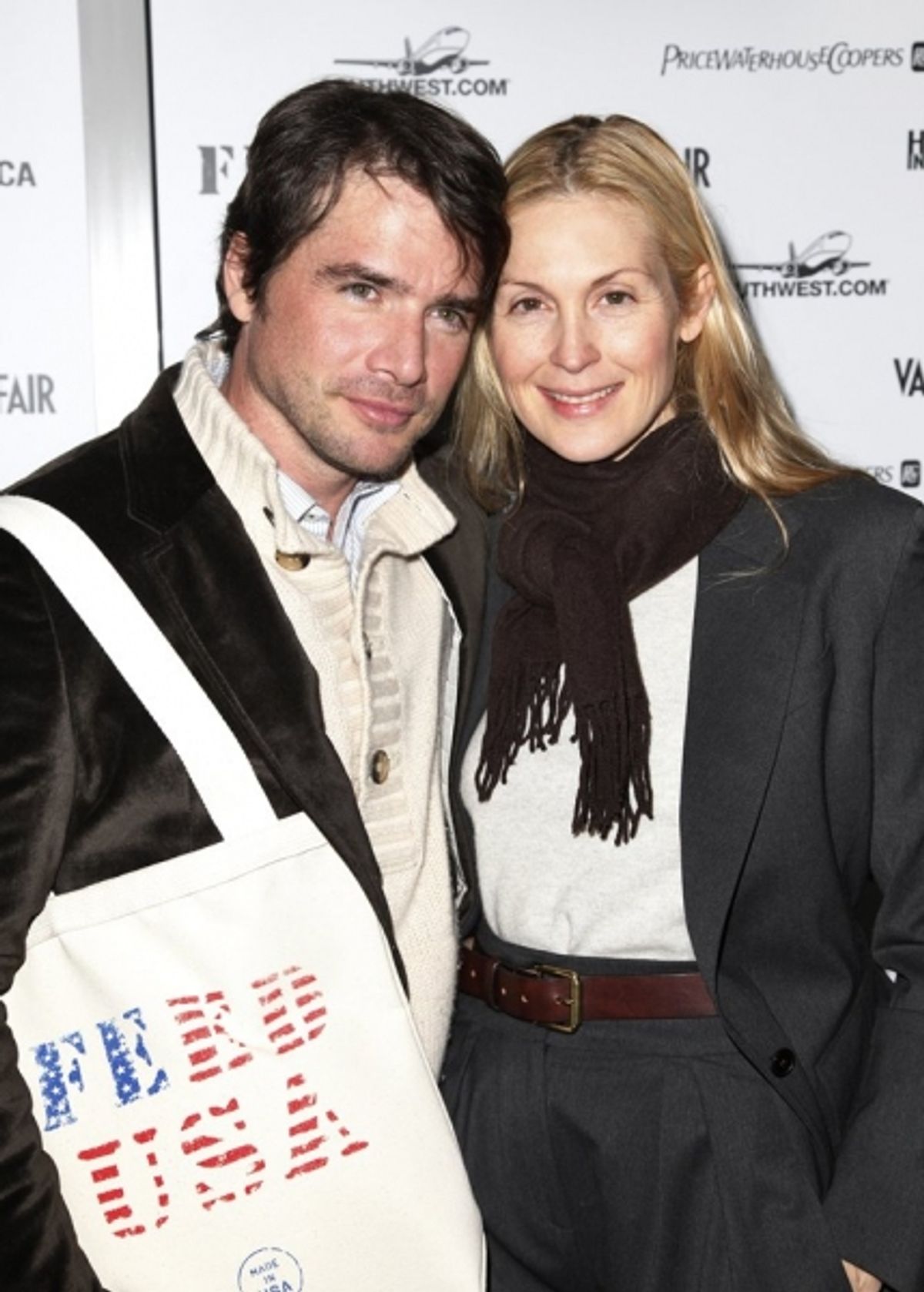 Matthew Settle & Kelly Rutherford  at 