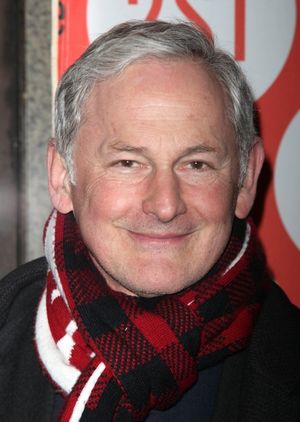 Victor Garber Photo