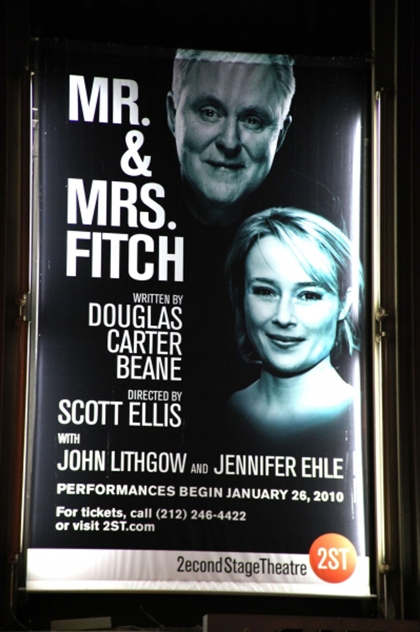 Photo Coverage: MR. & MRS. FITCH Opening Night Red Carpet  Image