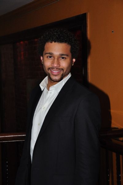 Corbin Bleu Photo