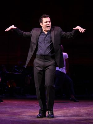 Mario Cantone ( "Where You Are" ) Photo