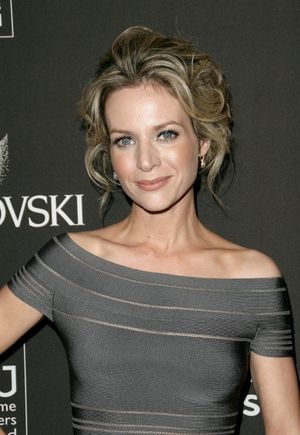 Jessalyn Gilsig  Photo