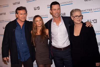 Bruce Campbell, Gabrielle Anwar, Jeffery Donovan and Sharon Gless Photo