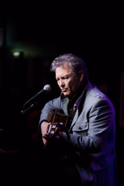 Larry Gatlin Photo