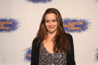 Alicia Silverstone Photo