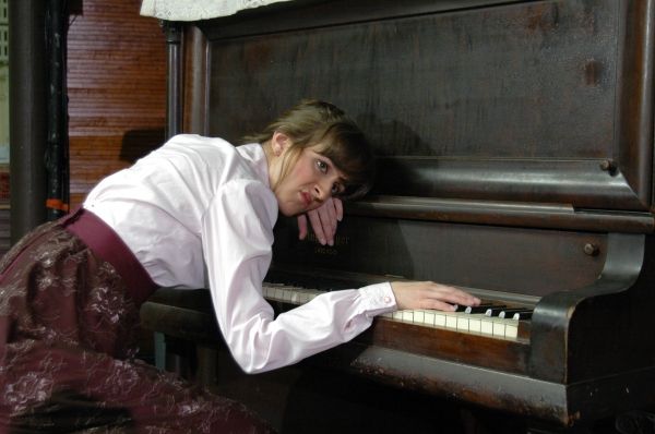 Photo Flash: Caffeine Theatre's WILD NIGHTS WITH EMILY Opens March 6  Image