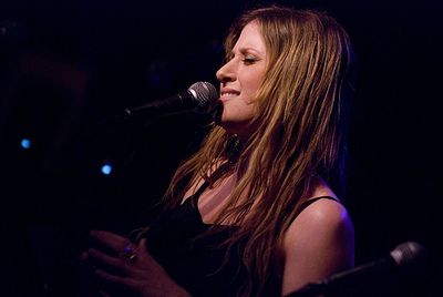 Caissie Levy Photo