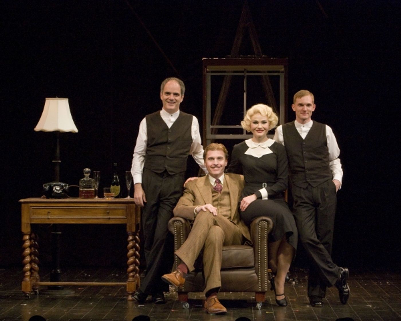 Photo Flash: THE 39 STEPS Plays The Kentucky Center, 3/16-3/21  Image
