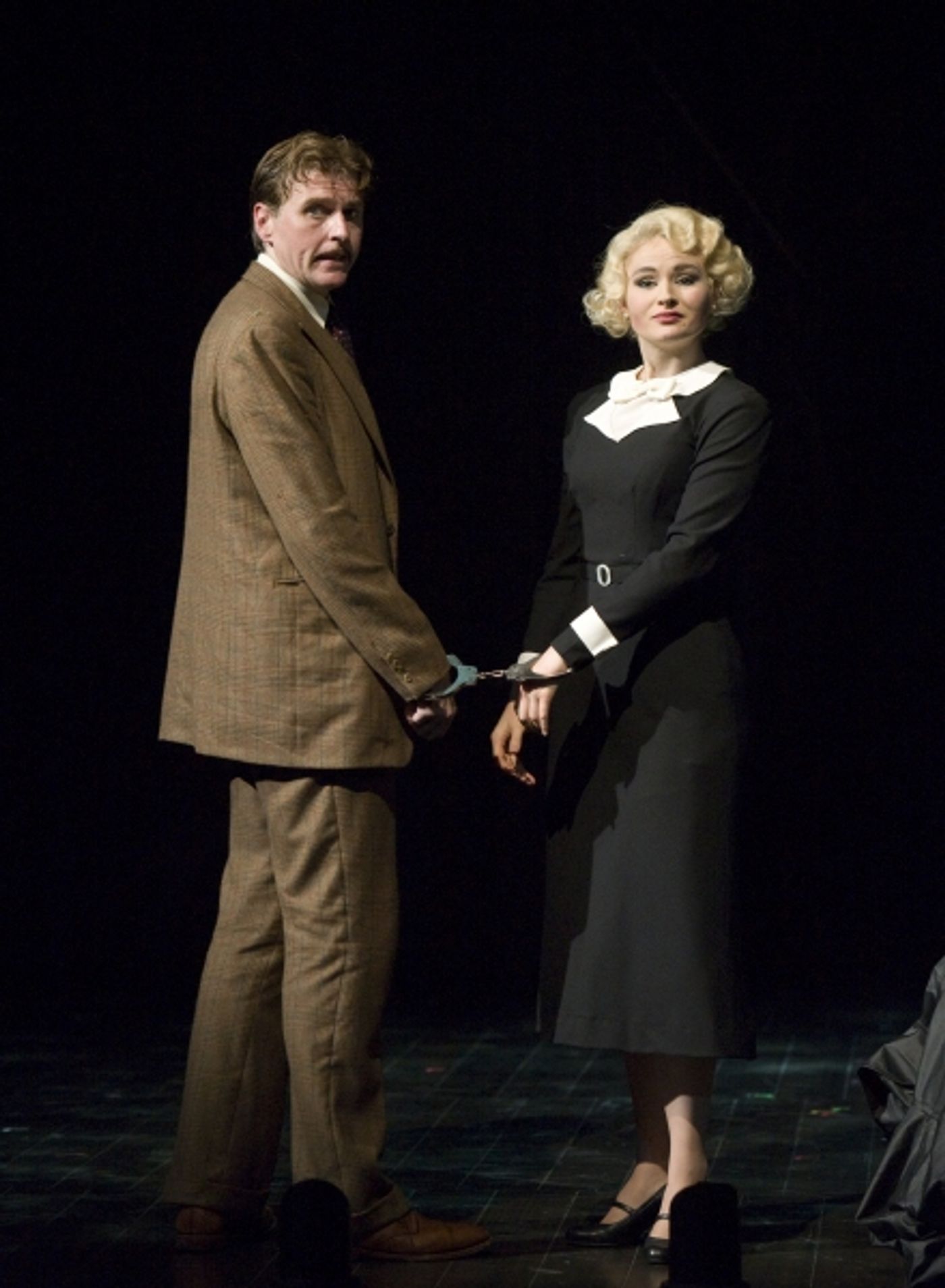 Photo Flash: THE 39 STEPS Plays The Kentucky Center, 3/16-3/21  Image