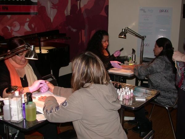 Photo Flash: Bay Street’s Inaugural Girls Night Out A Success! Image