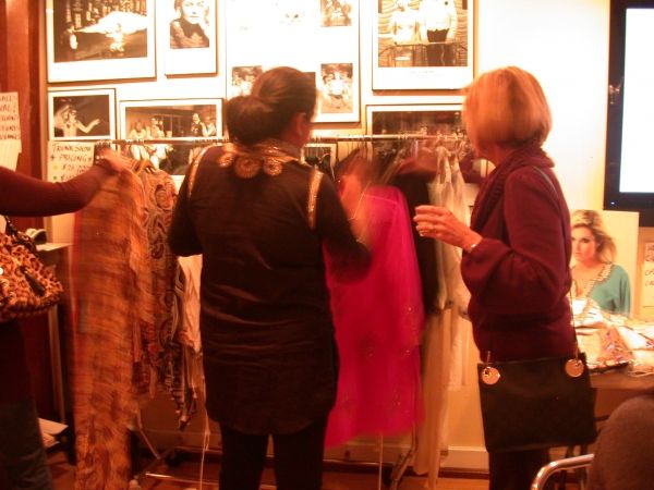 Photo Flash: Bay Street’s Inaugural Girls Night Out A Success! Image