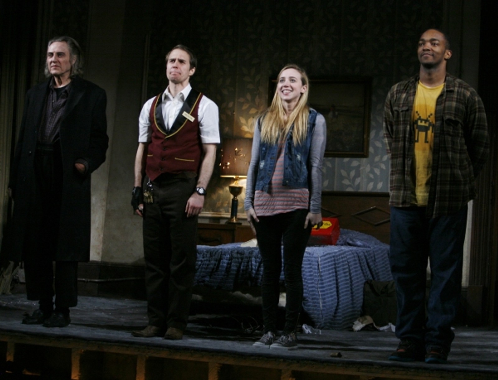 Photo Coverage: A BEHANDING IN SPOKANE - Curtain Call — photo 20 of 27