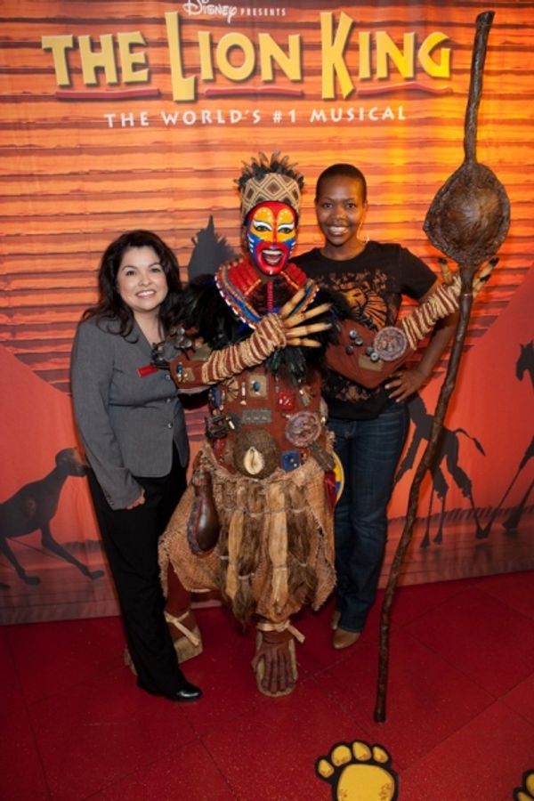 Rosita Chapman of Madame Tussauds, Rafiki Wax Figure and Buyi Za Photo
