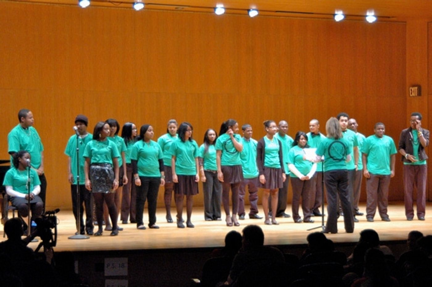 Photo Coverage: FELA!'s Kevin Mambo Leads Sing for Hope-Art U! Program  Image