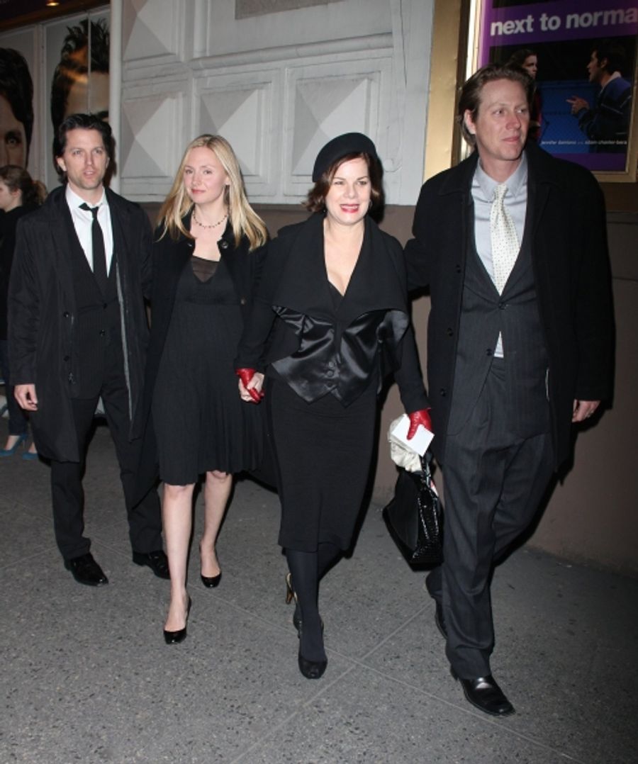 Photo Coverage: A BEHANDING IN SPOKANE - Starry Red Carpet Image