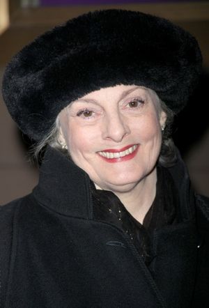 Dana Ivey Photo