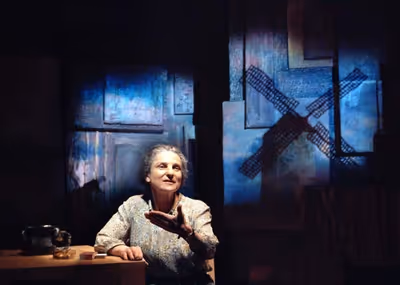 Tovah Feldshuh Photo