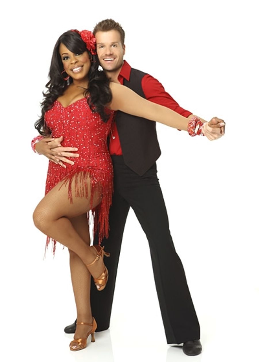 Photo Flash: New DWTS Promo Shots Released! Image