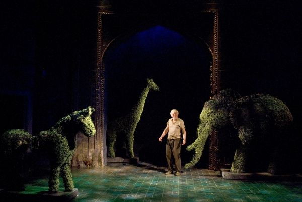 Photo Flash: BENGAL TIGER AT THE BAGHDAD ZOO Plays the Taper Forum, 4/14-5/30  Image