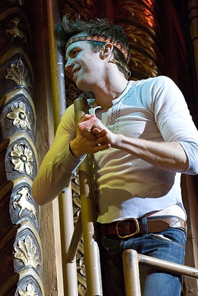 Gavin Creel Photo