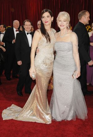 Sandra Bullock and Helen Mirren  Photo