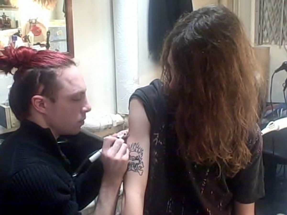 Gavin Knox Gets TEMPTU ROCK OF AGES Tatoo at 