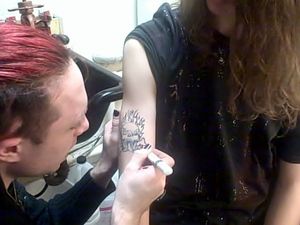 Gavin Knox Gets TEMPTU ROCK OF AGES Tatoo Photo
