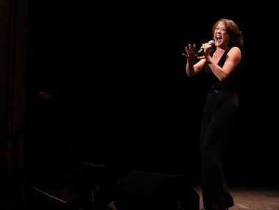 Karen Ziemba Photo