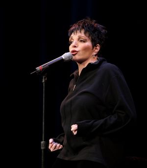 Liza Minnelli @ BroadwayWorld Liza Minnelli Photo