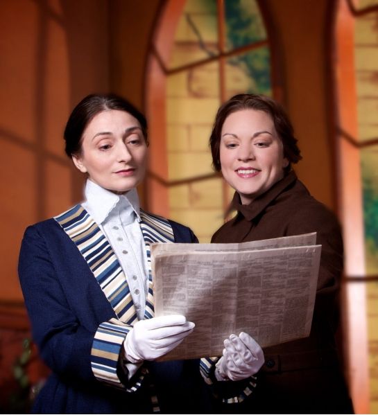 Photo Flash: Meadow Brook Theatre Presents ENCHANTED APRIL , 3/17-4/11  Image