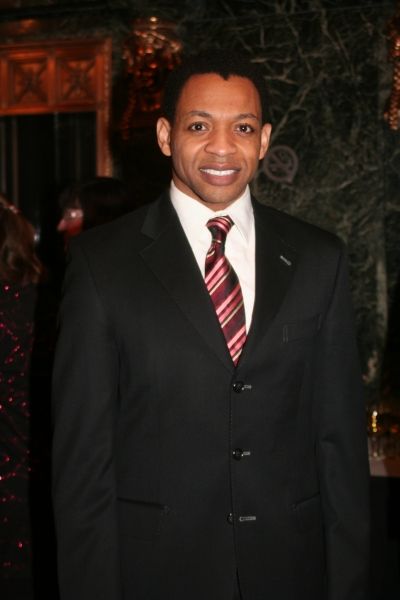 Derrick Baskin Photo