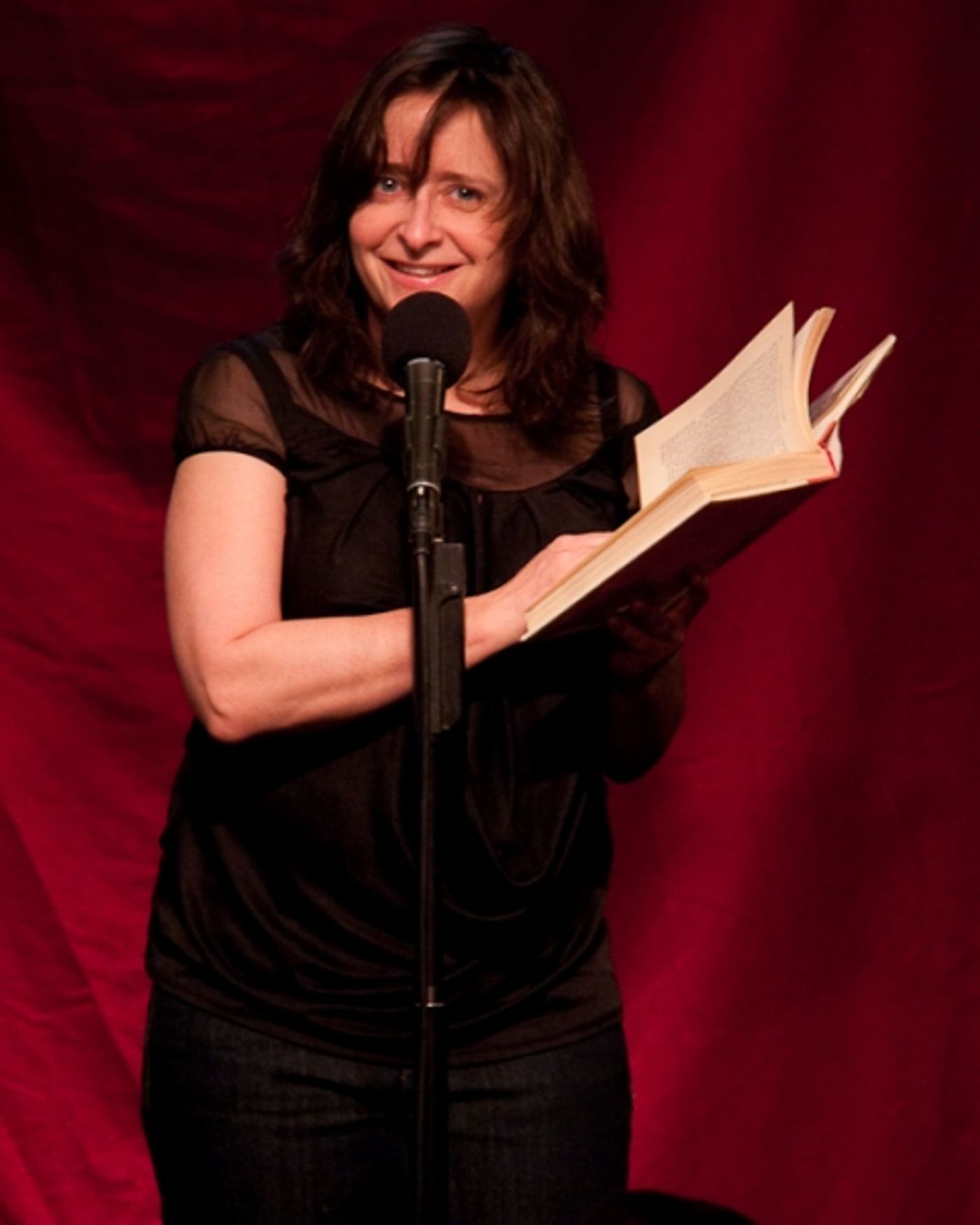 Photo Coverage: Megan Mullally Joins Celebrity Autobiography  Image