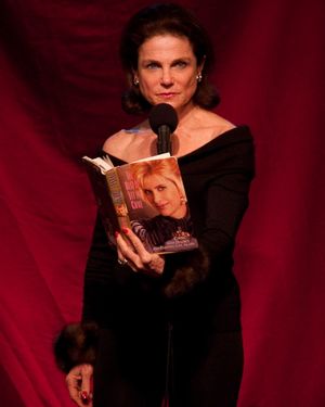 Tovah Feldshuh Photo