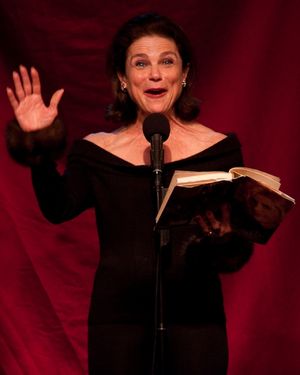 Tovah Feldshuh Photo